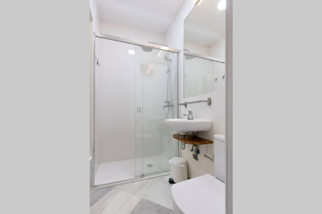 Hernando Colon Deluxe Suite By Valcambre Seville Exterior photo