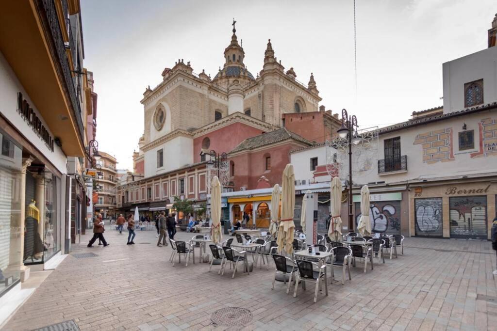 Hernando Colon Deluxe Suite By Valcambre Seville Exterior photo